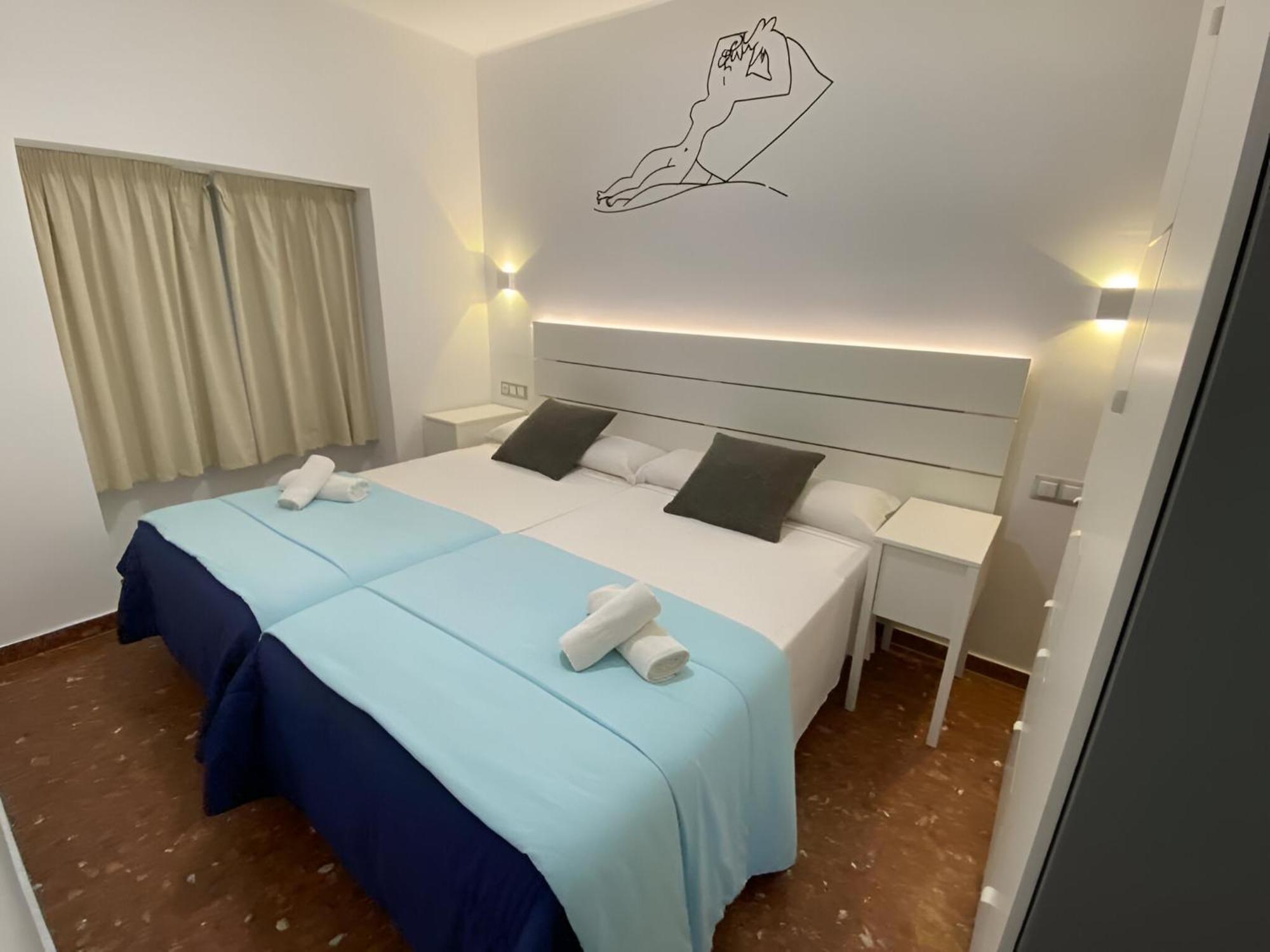Marques De Guadiaro 1 Apartamentos مالقة المظهر الخارجي الصورة