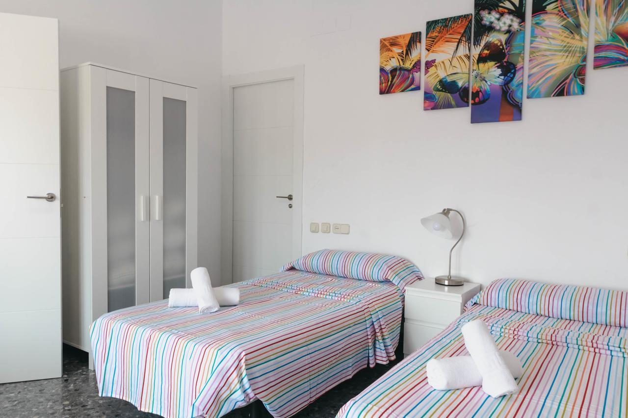 Marques De Guadiaro 1 Apartamentos مالقة المظهر الخارجي الصورة