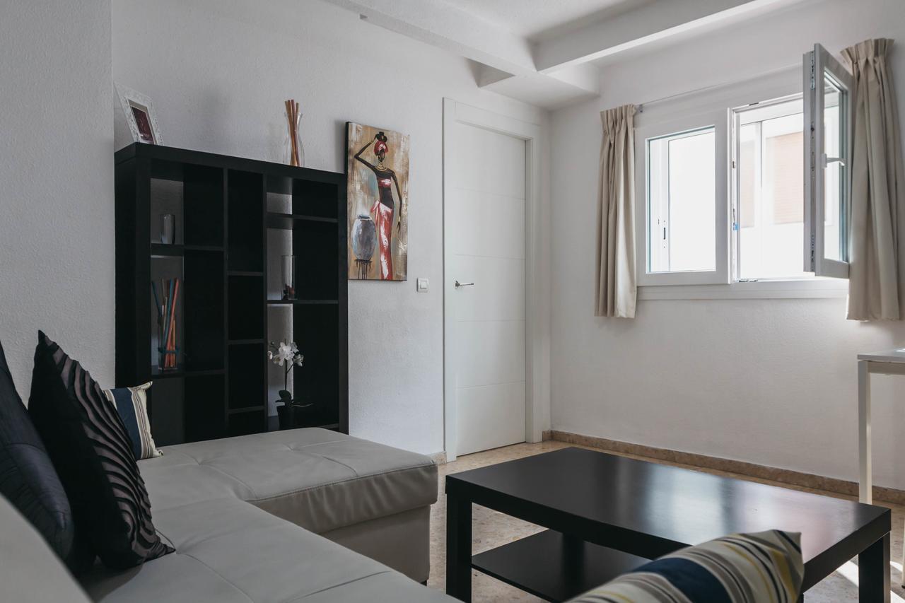 Marques De Guadiaro 1 Apartamentos مالقة المظهر الخارجي الصورة