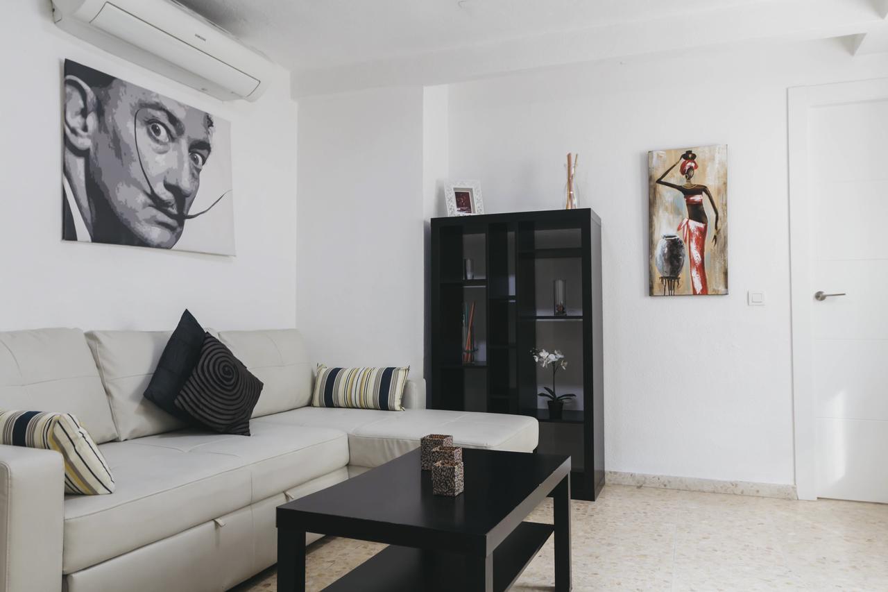 Marques De Guadiaro 1 Apartamentos مالقة المظهر الخارجي الصورة