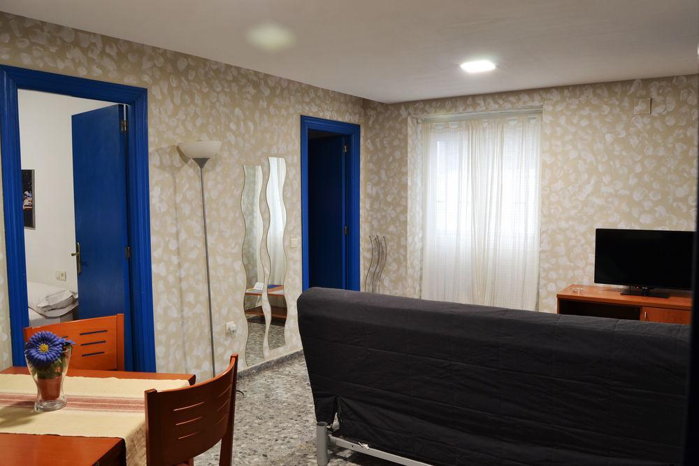 Marques De Guadiaro 1 Apartamentos مالقة المظهر الخارجي الصورة